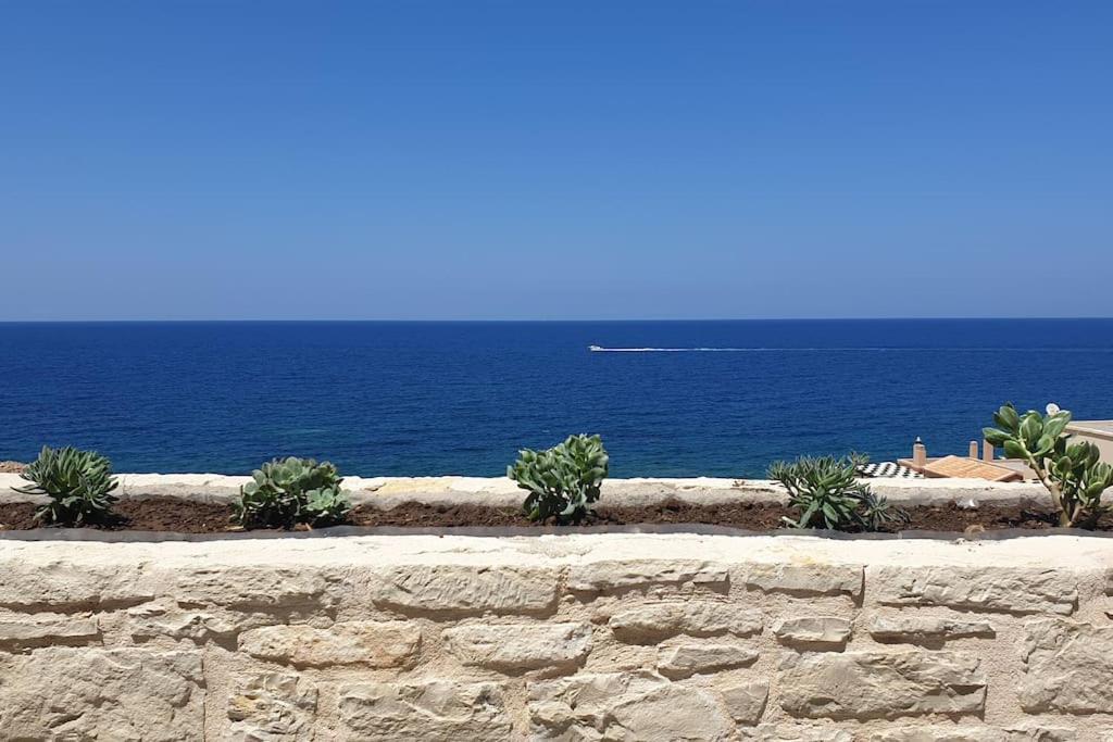 Zefyros Suite , Seafront Retreat ! Panormos  Экстерьер фото